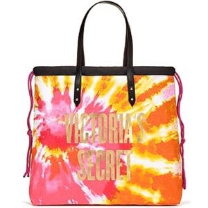 Victoria's Secret Bags - 💕NWT- VS TIE DYE BEACH TOTE 💕LIMITED EDITION💕 Victoria's Secret Bags - 💕NWT- VS TIE DYE BEACH TOTE 💕LIMITED EDITION💕